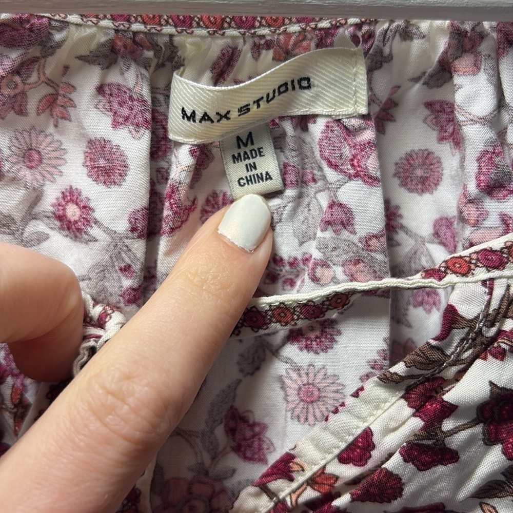 Max Studio Floral Print Women's Top Medium - Picture 2 of 4